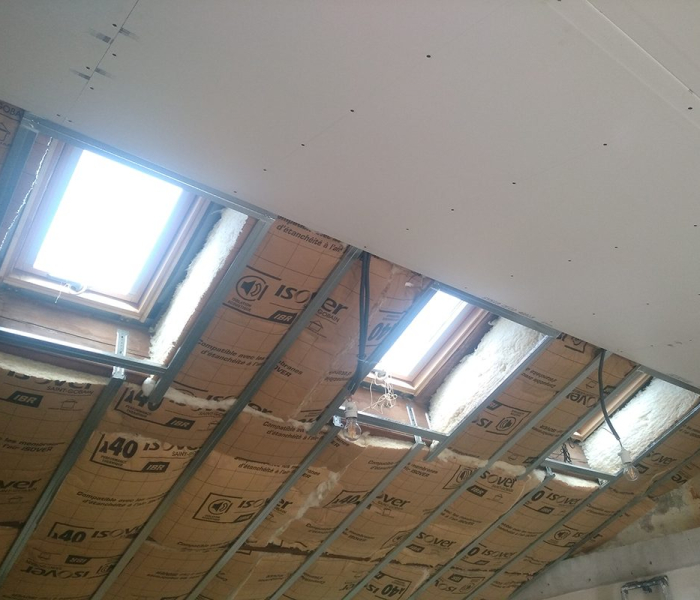 Habillage d'un velux en placostil